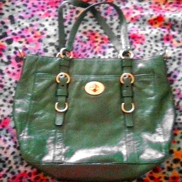 Coach Handbags - Coach Emerald Green Vintage Purse